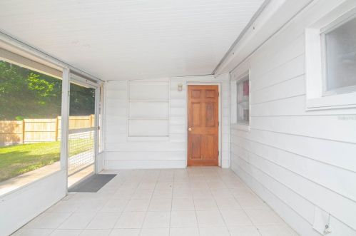 21434 Canal Dr, Brooksville FL  34601-1421 exterior