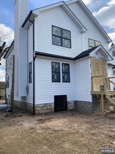 208 Indiana St, Maplewood NJ 07040-3404 exterior