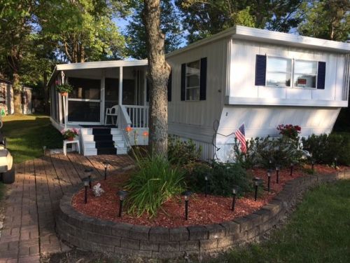 1 Lawndale Dr, Mayville, NY 14757-9405