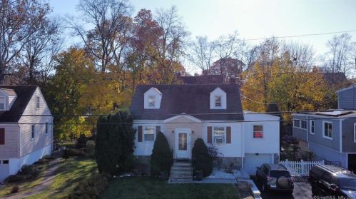 46 Severance Dr, Stamford, CT 06905-4231