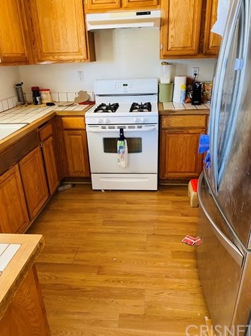 16214 Sweetaire Ave, Lancaster, CA 93535-7324