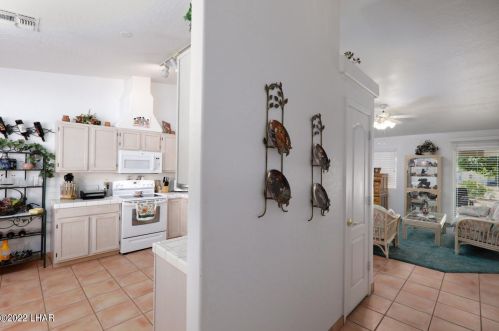 3094 Shoshone Dr, Lake Havasu City AZ  86406-8674 exterior