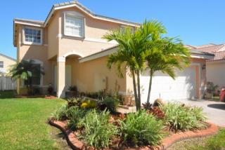 2067 159th Ter, Hollywood, FL 33027-4285