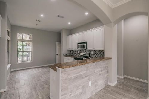 9301 Perimeter St, Denton TX  76207-5636 exterior