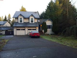 8304 Woodgrove Ct, Olympia, WA 98513-6200