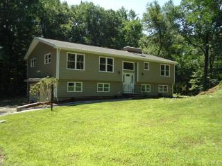 244 Florida Hill Rd, Ridgefield, CT 06877-5226