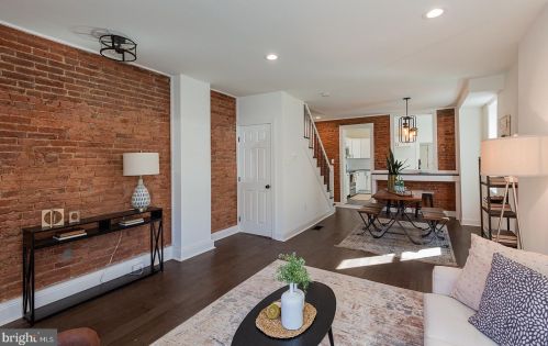 24 New St, Lancaster PA  17602-2047 exterior