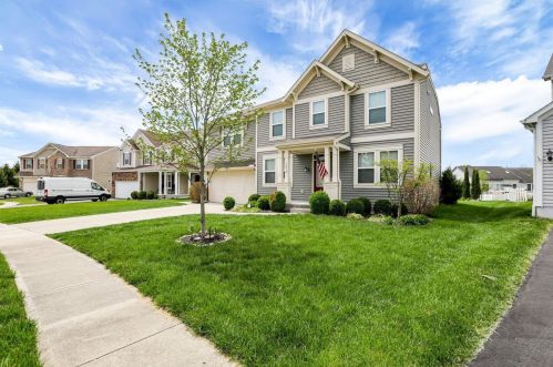 7818 Narrow Leaf Ct, Blacklick OH  43004-6047 exterior