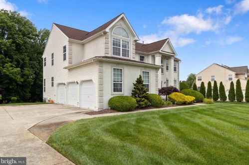 127 Hunters Run, Auburn, NJ 08085-3009