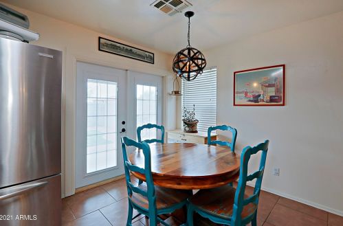 845 Saratoga St, Gilbert AZ 85296-2406 exterior