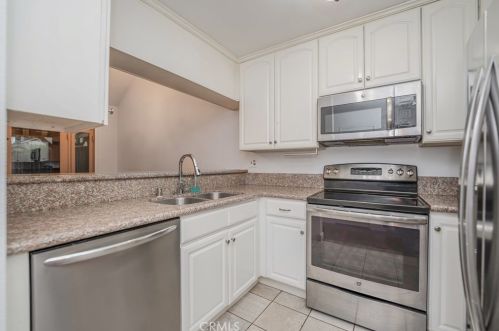 2908 Plum Dr, Ontario CA  91761-6603 exterior