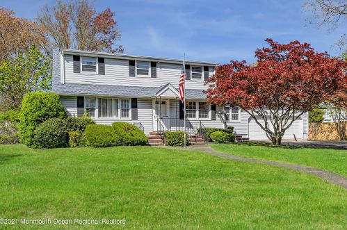 3943 Herbertsville Rd, Point Pleasant Beach, NJ 08742-5424