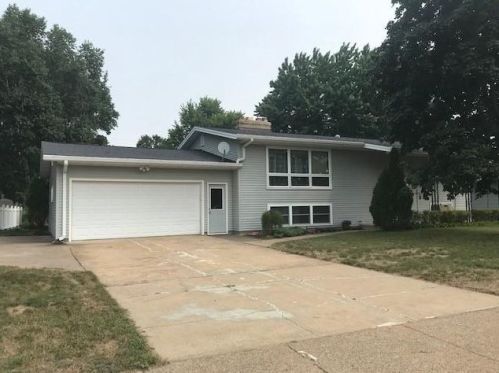 404 Fillmore Ave, Eau Claire, WI 54701-5715
