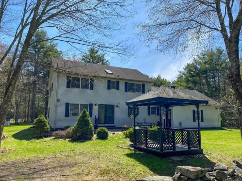 325 Hartwood Rd, Monticello NY  12777-6432 exterior