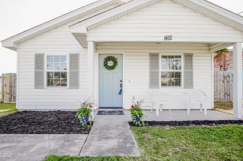 1412 Wyoming Ave, Lynn Haven, FL 32444-4042