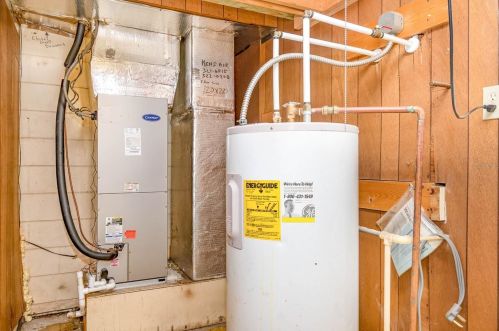 304 Sunset Dr, Sanford FL  32773-4749 exterior