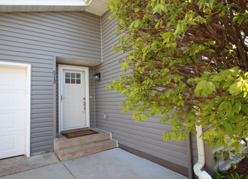 513 Loomis Ct, Waterford, MN 55057-1318