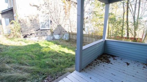 11 Gaskill Ave, Jeannette PA  15644-3346 exterior