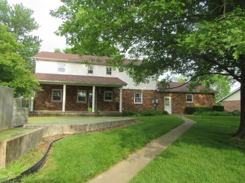 669 Britton Ln, Liberty Township, OH 45050