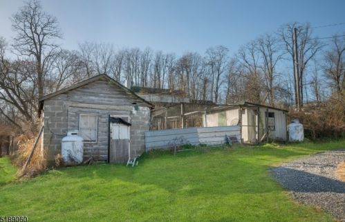 14 Holland Rd, Wantage NJ  07461-2834 exterior