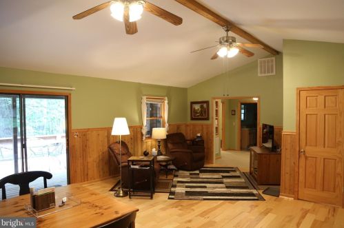 4676 Thorne Bottom Rd, Lost City, WV 26810-8512