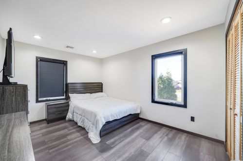 110 Schooner Ln, Copiague NY  11726-5311 exterior