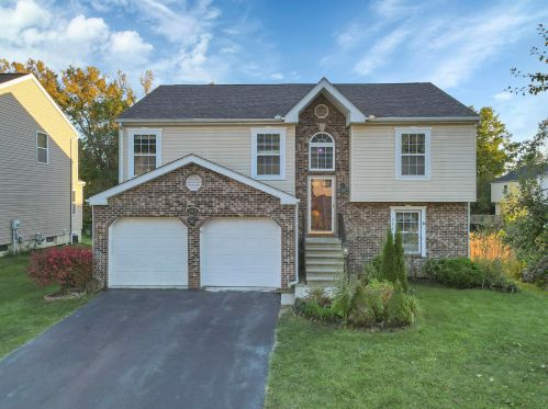 280 Haystack Ave, Pataskala, OH 43062-7369