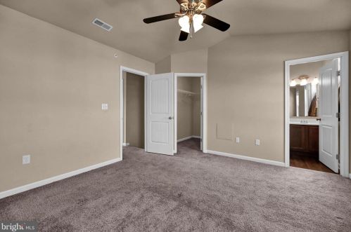 510 Charles Ave, Hanover PA 17331-3353 exterior