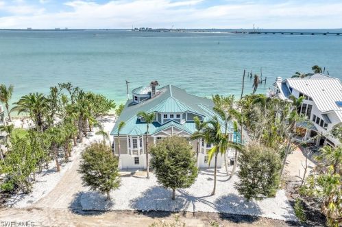 1175 Bird Ln, Sanibel FL  33957-3507 exterior