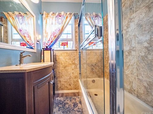 9521 Barkerville Ave, Whittier CA  90605-2915 exterior