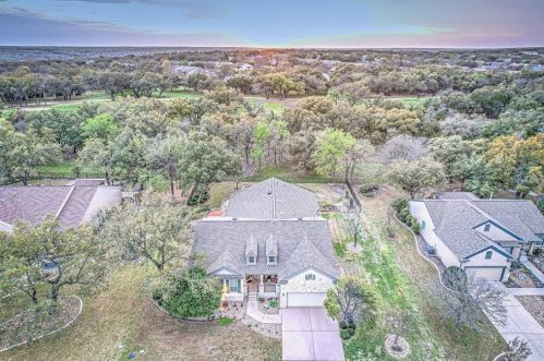 500 Dove Holw Trl, Georgetown TX 78633-5066 exterior