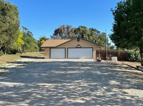 1375 Santa Ysabel Ave, Lake Nacimiento, CA 93446-5401