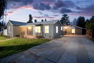 2015 Yale Ave, Fresno, CA 93703-2159