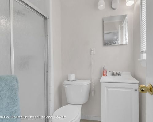 43 Emma Pl, Tinton Falls NJ  07724-1901 exterior