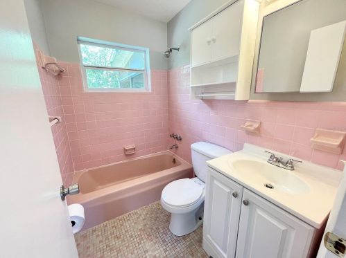 1371 Rockhill St, Deltona FL  32725-5723 exterior