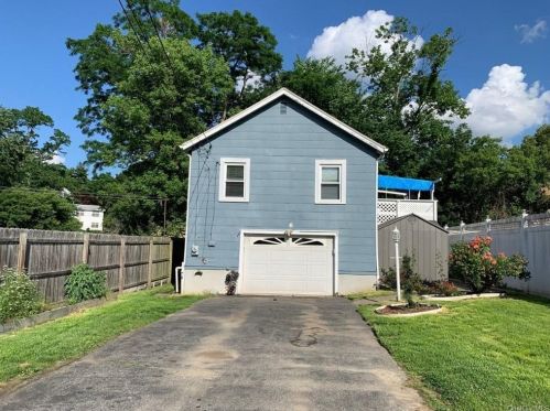 6 Robbins Ave, Elmsford, NY 10523-3311