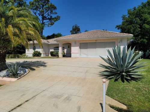 61 Farmsworth Dr, Palm Coast FL  32137-9184 exterior