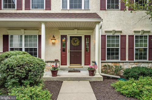 1001 Brassington Dr, Collegeville, PA 19426-4005