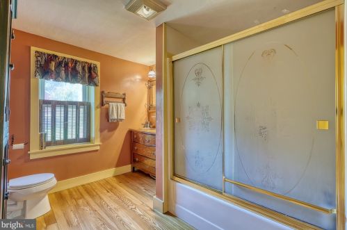 7455 Hillside Dr, Spring Grove PA  17362-8555 exterior