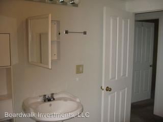 4809 Dutch Mill Rd, Madison WI  53716-4111 exterior