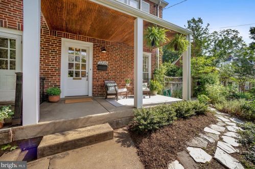 3709 Jenifer St, Washington, DC 20015-1805