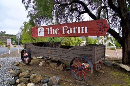 33730 The Farm Rd, Wildomar, CA 92595-9108
