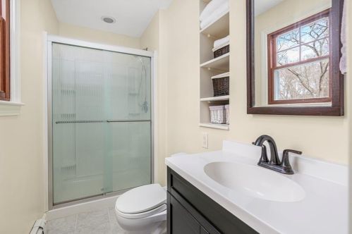 96 Daniel Dr, North Kingstown RI  02852-6702 exterior