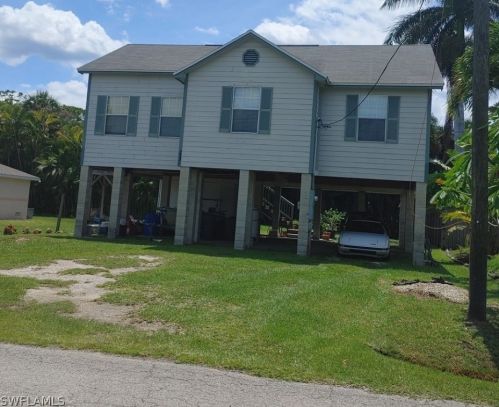 2551 Tamarind St, Saint James City, FL 33956-2162