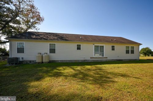 2786 Woodyard Rd, Harrington DE  19952-1932 exterior