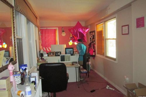 92-40 190th St, Jamaica, NY 11423-1039