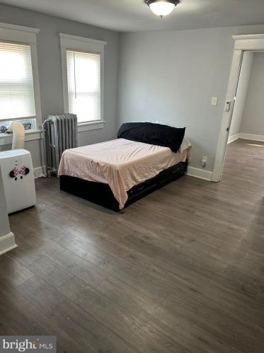 488 Riverside Ave, Trenton NJ  08618-5655 exterior