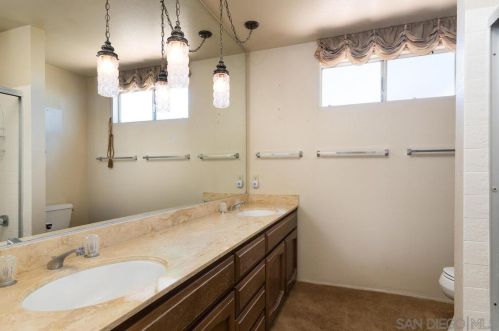 1201 Rippey St, El Cajon CA  92020-1741 exterior