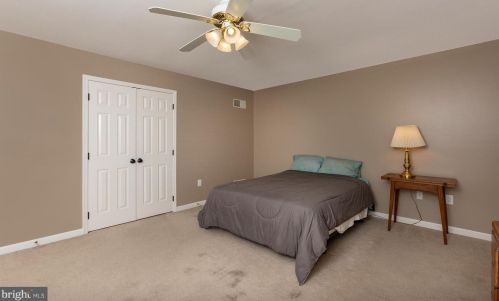 36 Bourbon Red Dr, Navy Sup Dpt PA 17050-7901 exterior