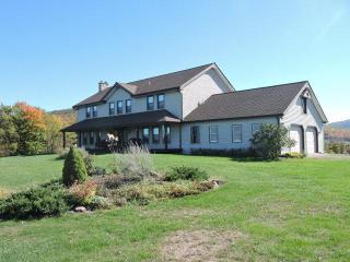 253 Deer Meadow Ln, Laceyville, PA 18623-8803